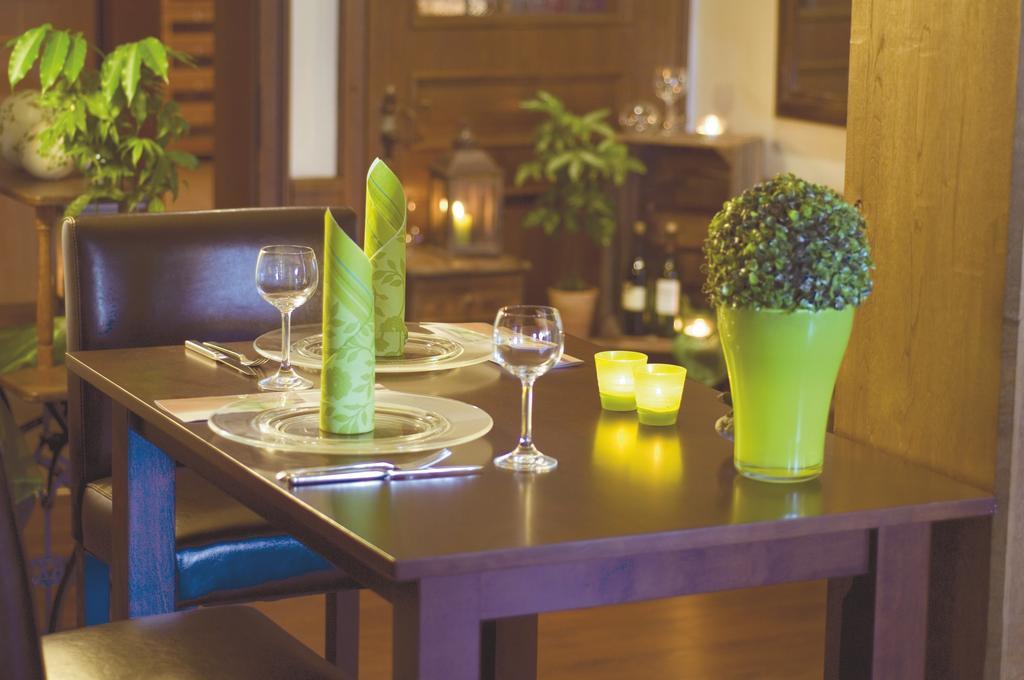 Buescher'S Hotel Und Restaurant Билефелд Екстериор снимка