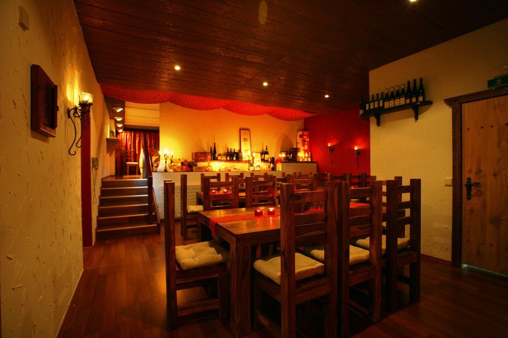 Buescher'S Hotel Und Restaurant Билефелд Екстериор снимка